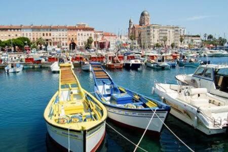 Le Palais Royal Apartment Saint-Raphael  Luaran gambar